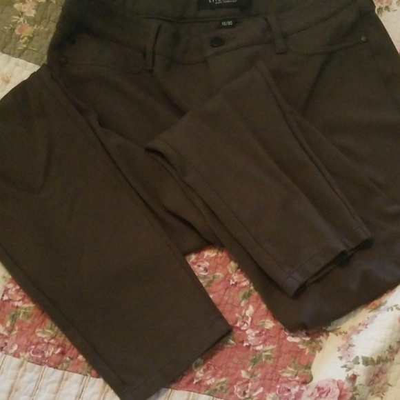 Pants - Picture 3 of 4